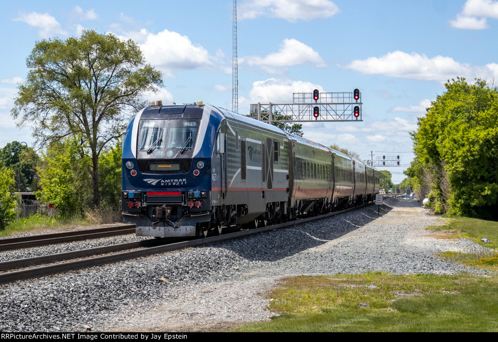 Wolverine #350 approaches the Dearborn Stop 